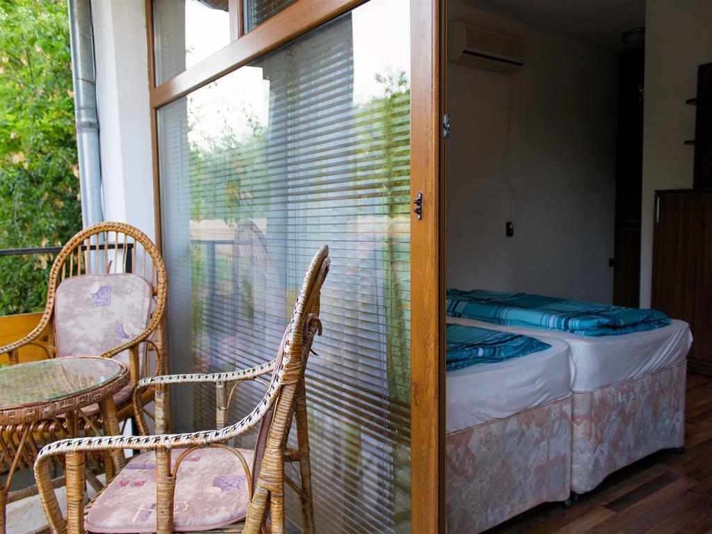 Rooms For Rent - Villa Desi Varna Exterior foto